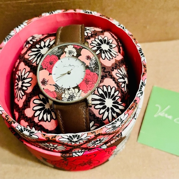 Vera Bradley Mocha Rouge pink & brown.. retired watch​ - Picture 2 of 8